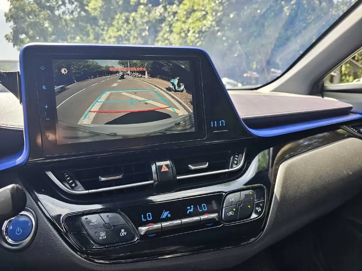 2020 Toyota C-HR EV BEV 54.3KWH,autocango,china used car exporter,china ev exporter,chinese used car exporter,chinese used ev exporter