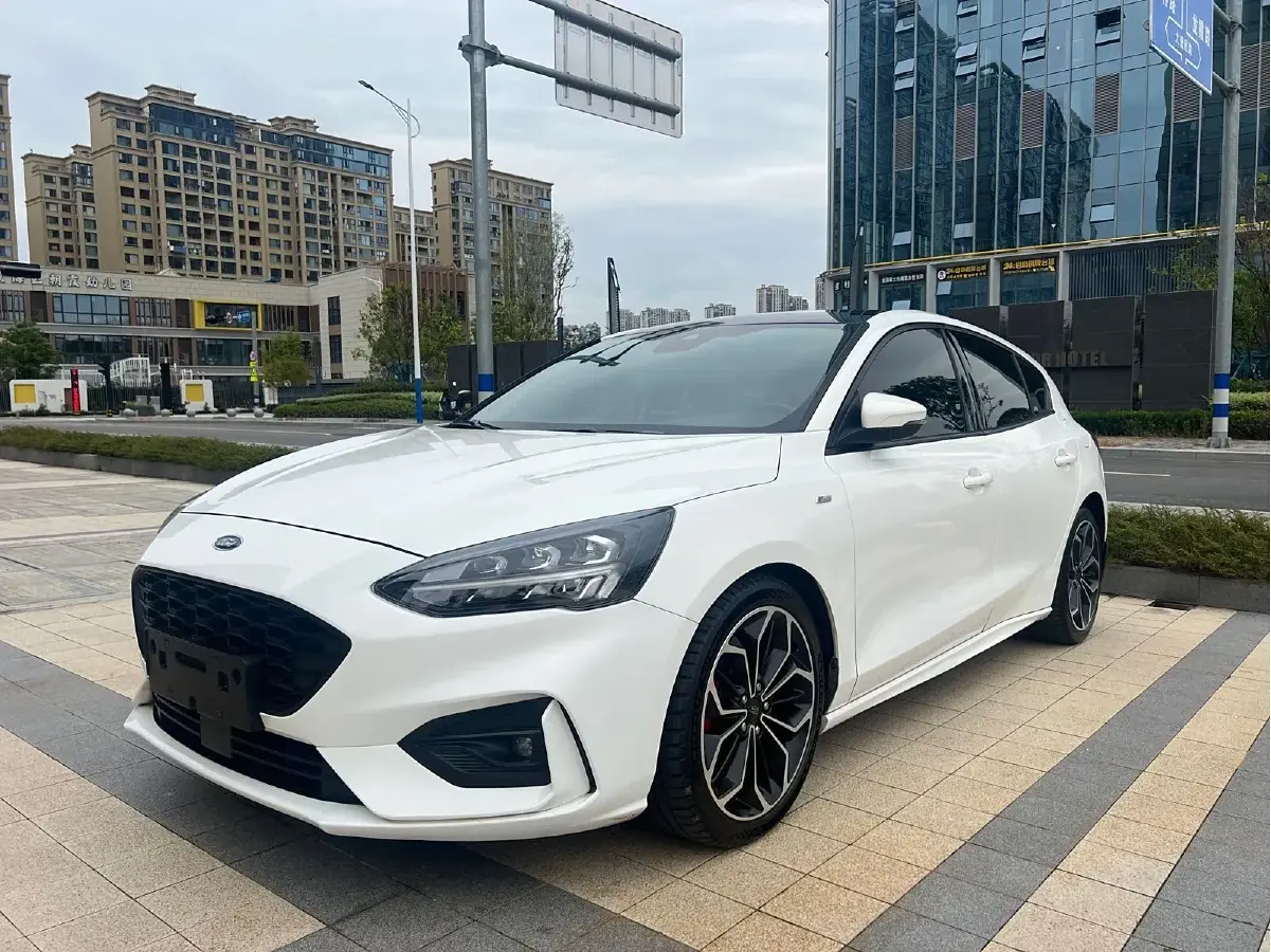 2019 Ford Focus 1.5T 184HP L3 8AT