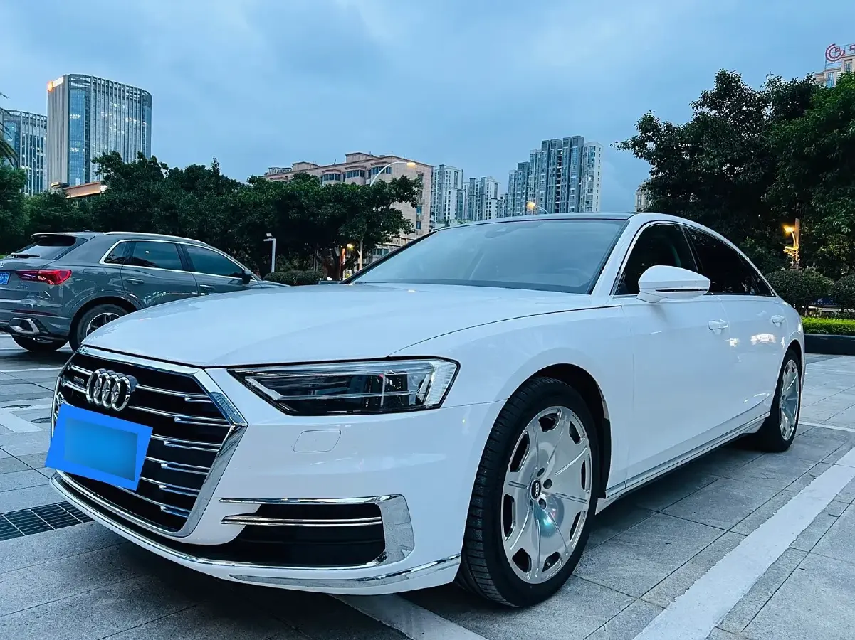 2022 Audi A8 3.0T 286HP V6 8AT