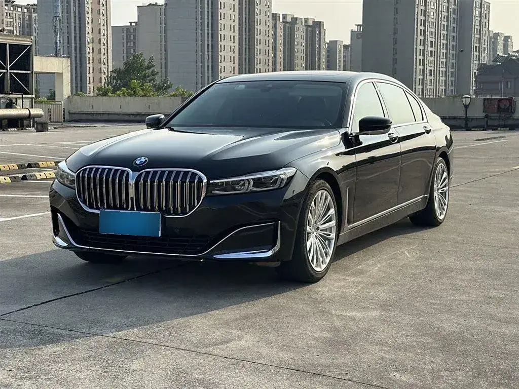 2019 BMW 7 Series 2.0T 265HP L4 8AT