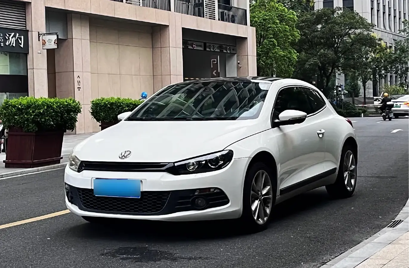 2013 Volkswagen Scirocco 2.0T 211HP L4 6DCT