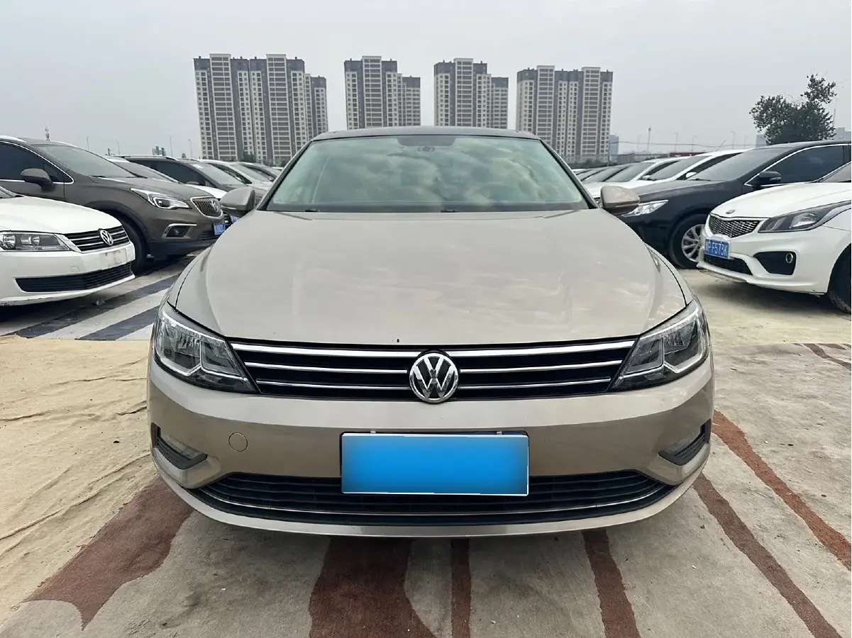 2015 Volkswagen Lamando 1.8T 180HP L4 7DCT