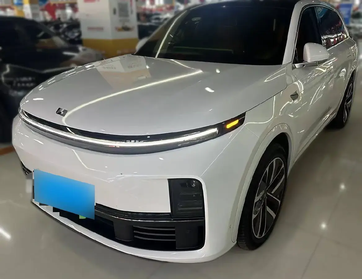 2023 Li L7 Range Extended 154HP REEV 40.9KWH