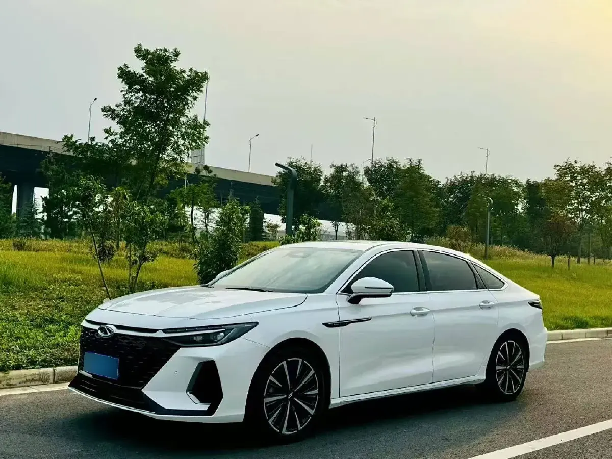 2022 Chery Arrizo 8 1.6T 197HP L4 7DCT