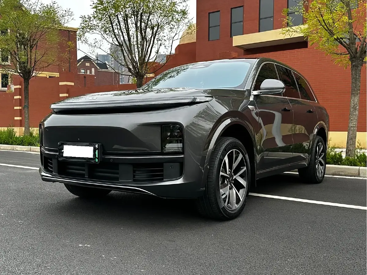 2023 Li L8 Range Extended 154HP REEV 40.9KWH