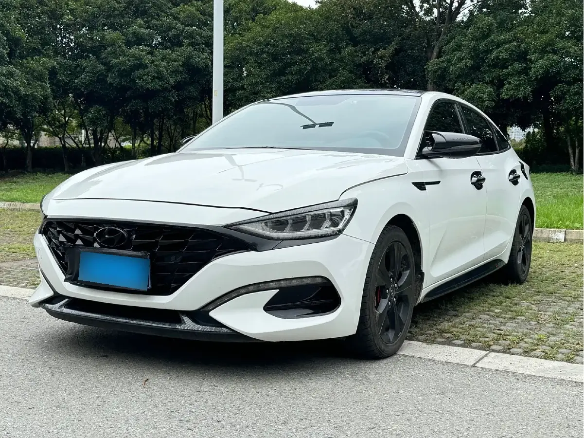 2019 Hyundai La Festa 1.6T 204HP L4 7DCT