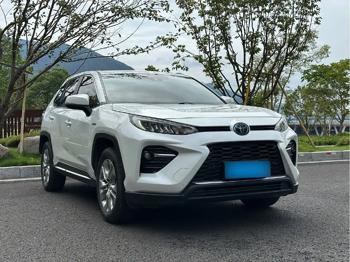 2021 Toyota Wildlander 2.5L 178HP L4 E-CVT Hybrid