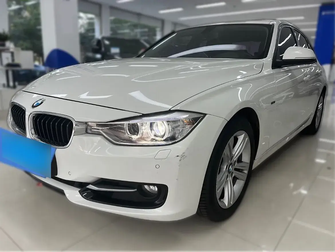 2015 BMW 3 Series 2.0T 184HP L4 8AT