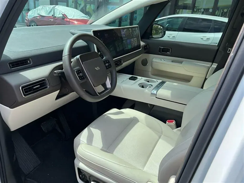 2024 Li MEGA BEV 102.7KWH,autocango,china used car exporter,china ev exporter,chinese used car exporter,chinese used ev exporter