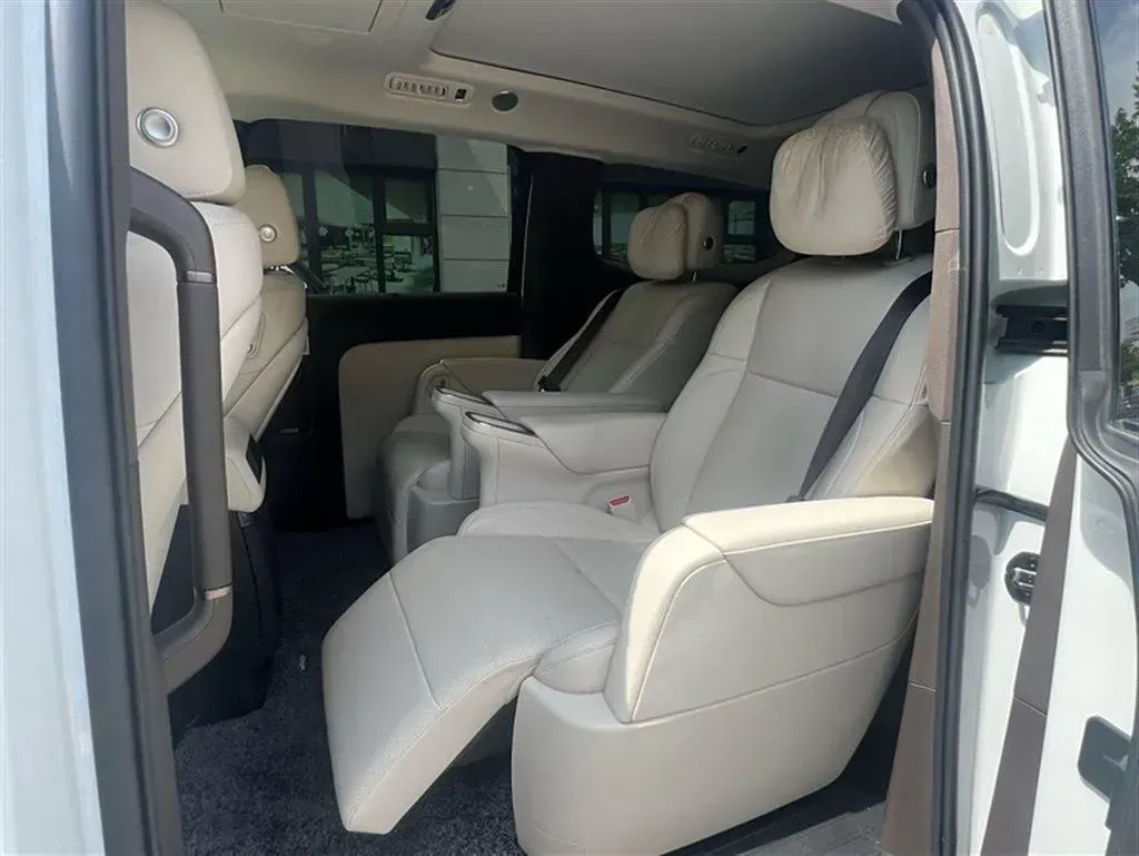 2024 Li MEGA BEV 102.7KWH,autocango,china used car exporter,china ev exporter,chinese used car exporter,chinese used ev exporter