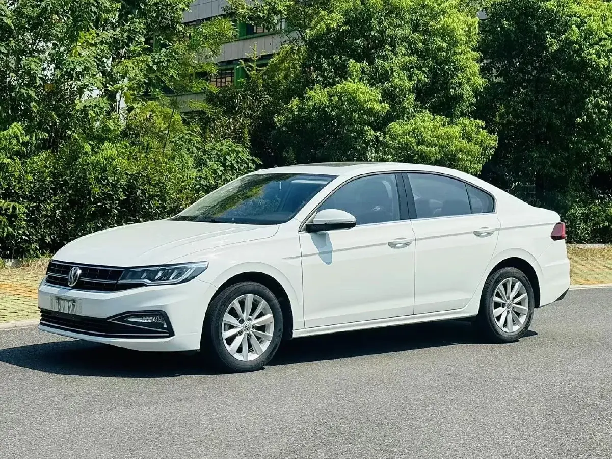 2019 Volkswagen Bora 1.5L 116HP L4 6AT