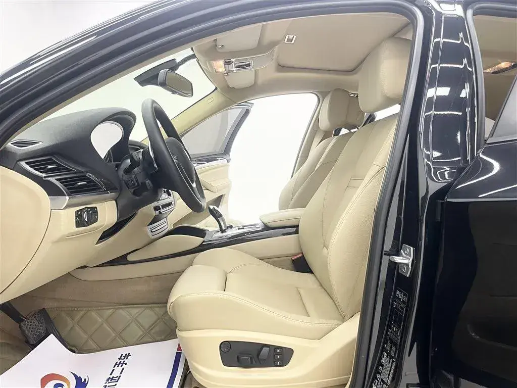 2013 BMW X6 3.0T 306HP L6 8AT