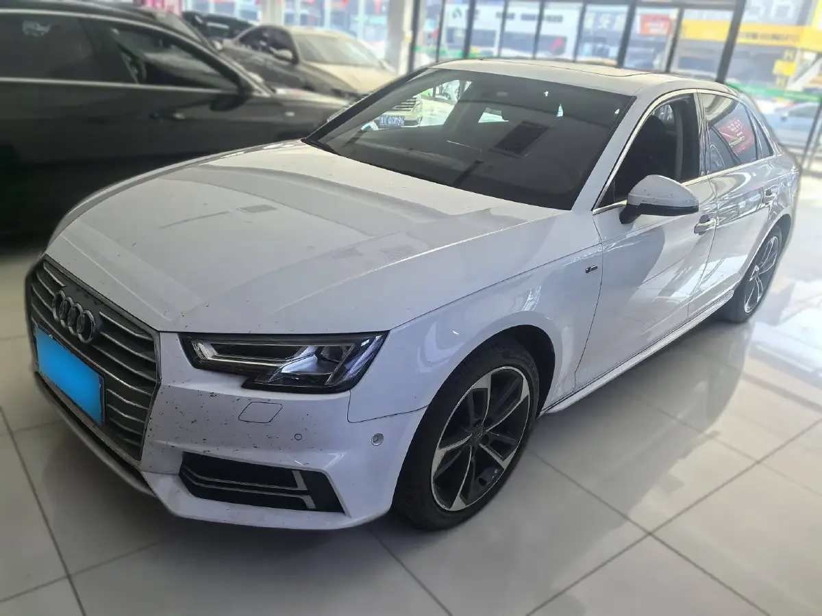 2018 Audi A4L 2.0T 190HP L4 7DCT