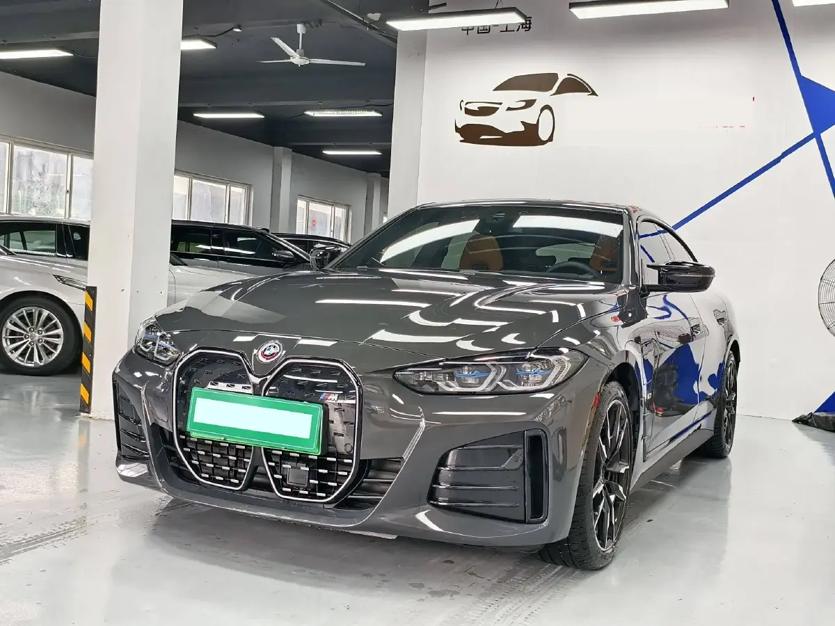 2022 BMW i4 BEV 83.9KWH