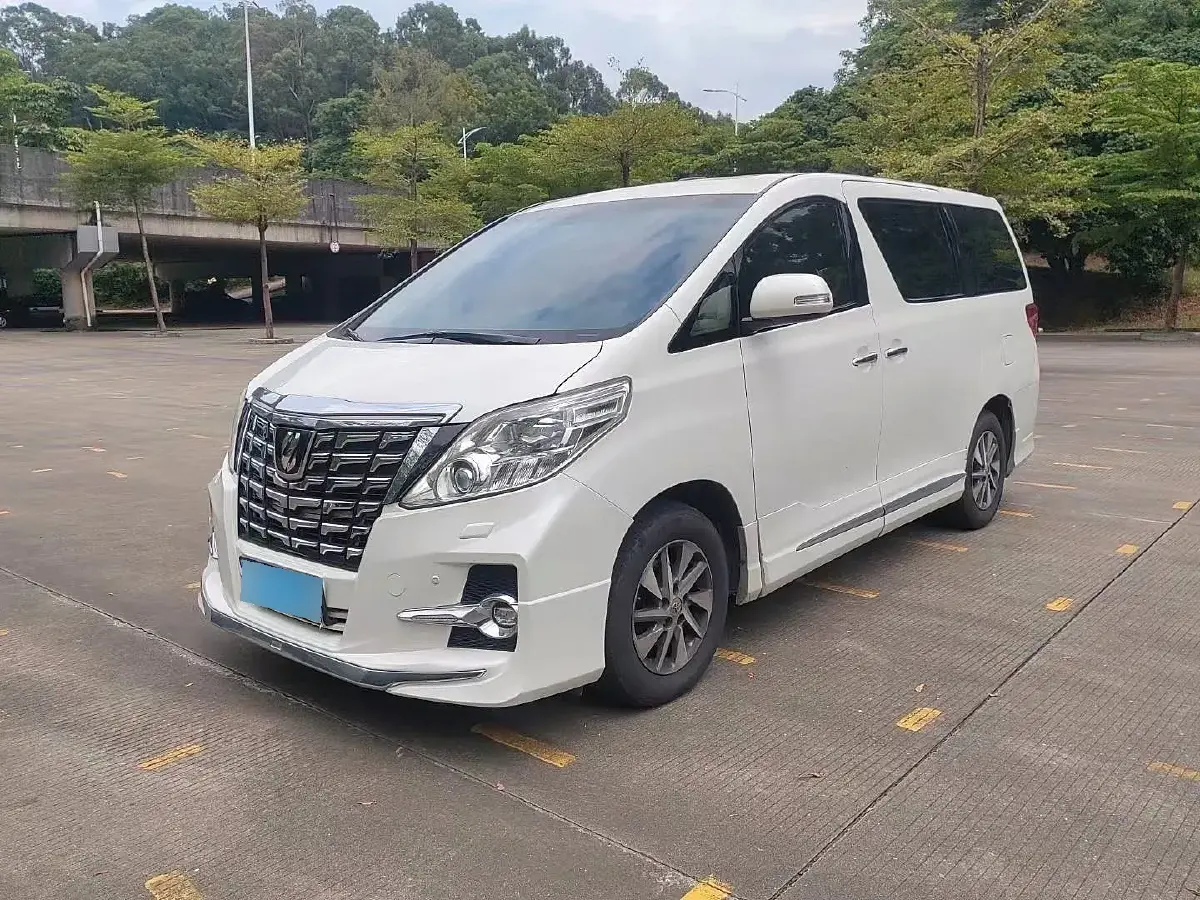 2012 Toyota Alphard 3.5L 275HP V6 6AT