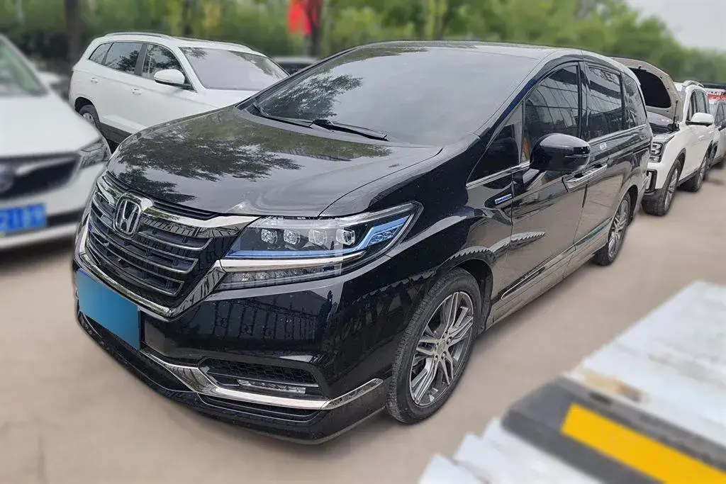 2019 Honda Elysioin 2.0L 146HP L4 E-CVT Hybrid