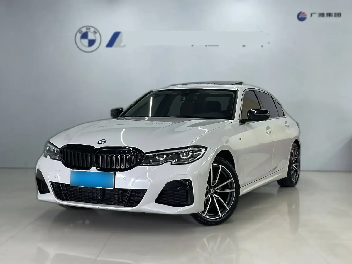 2022 BMW 3 Series 2.0T 184HP L4 8AT