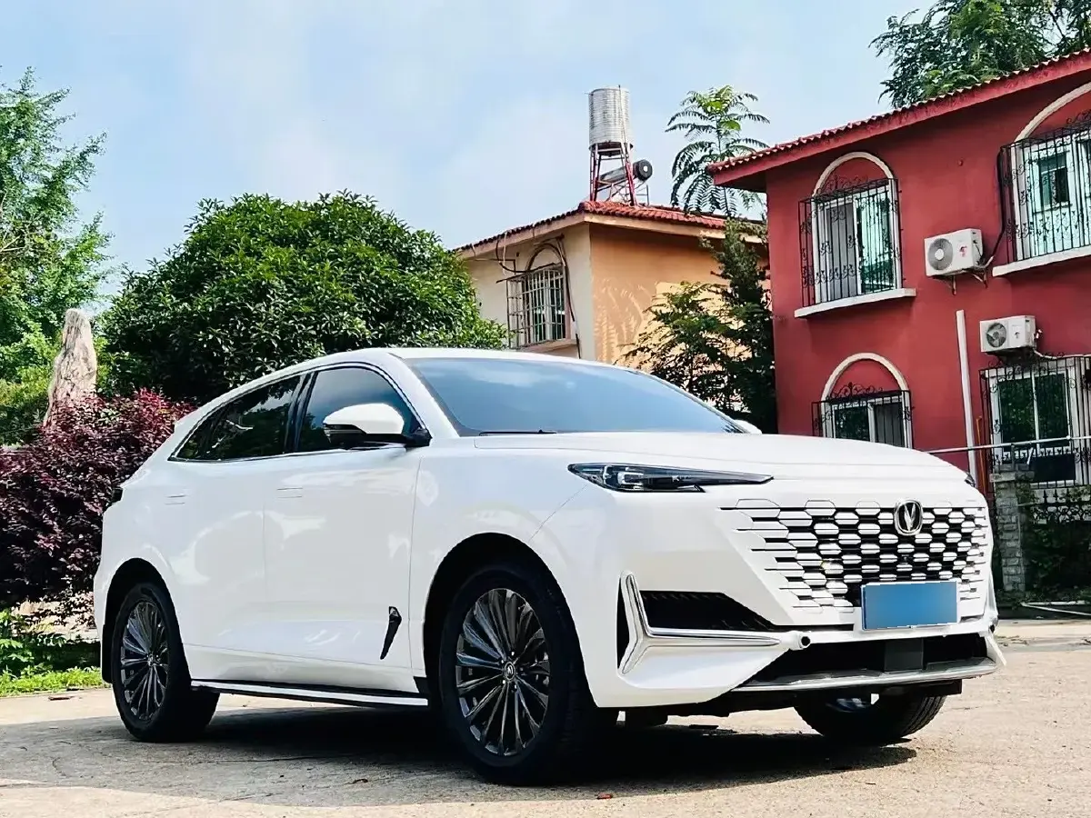 2021 ChangAn UNI-K 2.0T 233HP L4 8AT