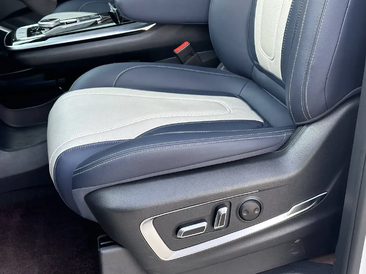 2021 MAXUS G20 RV 2.0T 224HP L4 8AT,autocango,china used car exporter,china ev exporter,chinese used car exporter,chinese used ev exporter