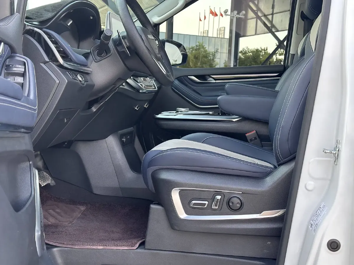 2021 MAXUS G20 RV 2.0T 224HP L4 8AT,autocango,china used car exporter,china ev exporter,chinese used car exporter,chinese used ev exporter