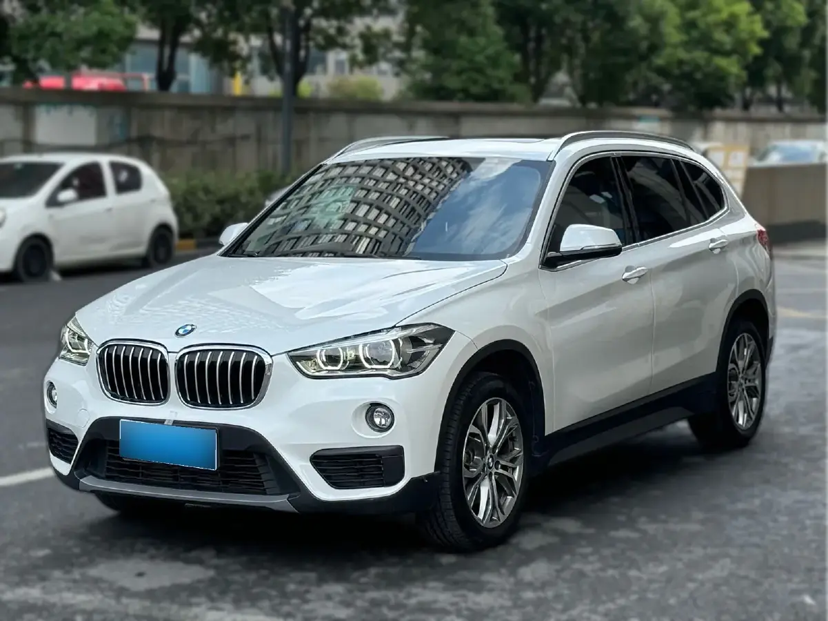 2019 BMW X1 2.0T 192HP L4 8AT