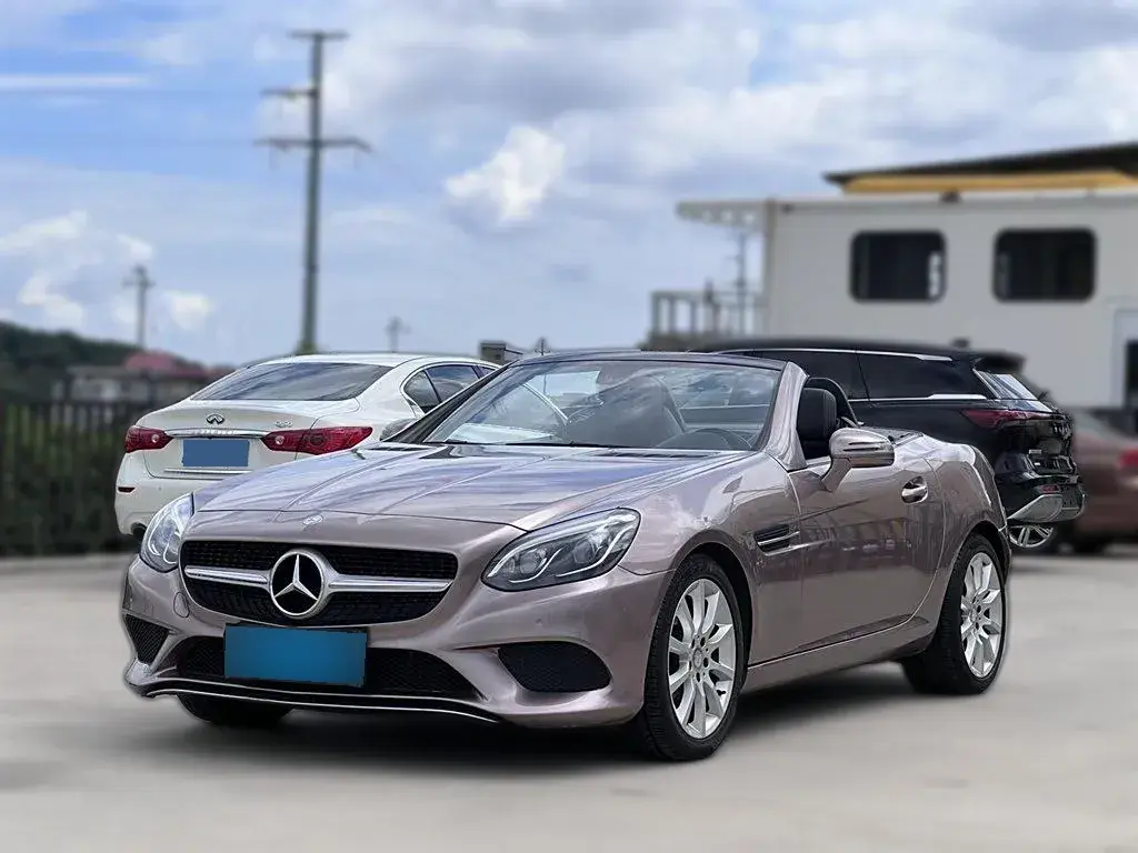 2016 Mercedes-Benz SLC Class 2.0T 184HP L4 9AT