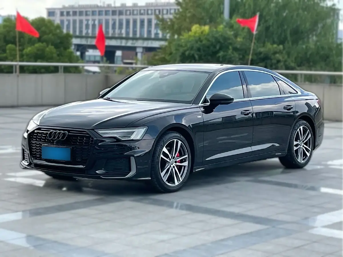 2021 Audi A6L 2.0T 190HP L4 7DCT