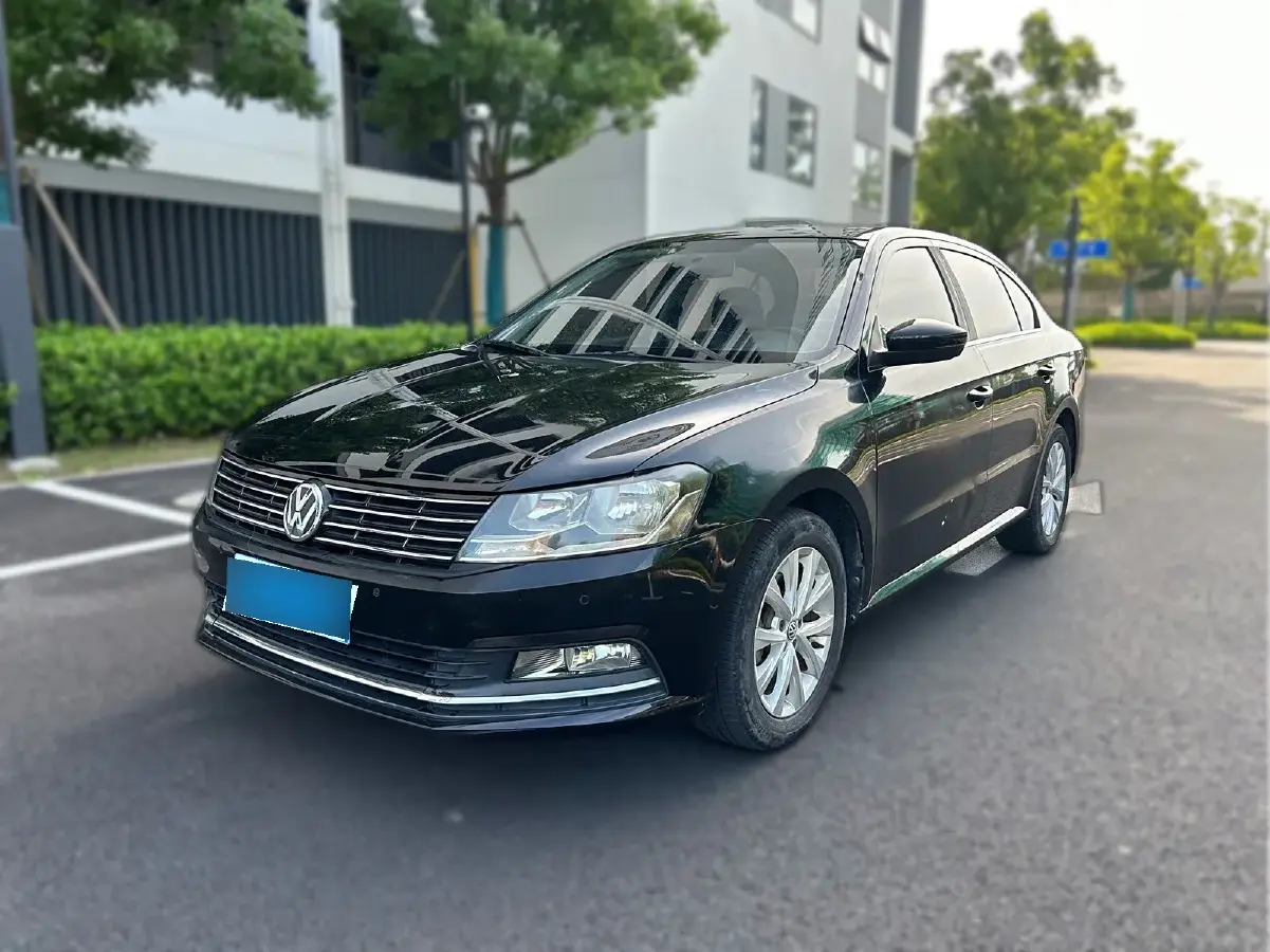 2017 Volkswagen Lavida 1.6L 110HP L4 6AT