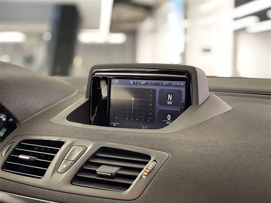 2014 Renault Megane 2.0T 265HP L4 6MT,autocango,china used car exporter,china ev exporter,chinese used car exporter,chinese used ev exporter