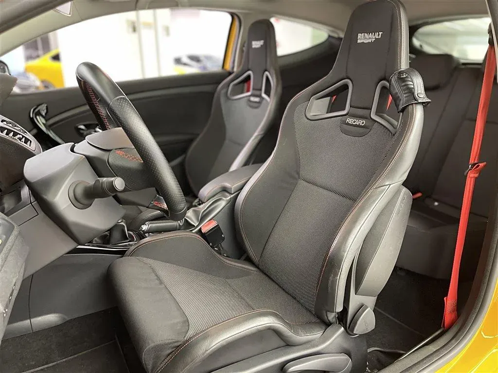 2014 Renault Megane 2.0T 265HP L4 6MT,autocango,china used car exporter,china ev exporter,chinese used car exporter,chinese used ev exporter