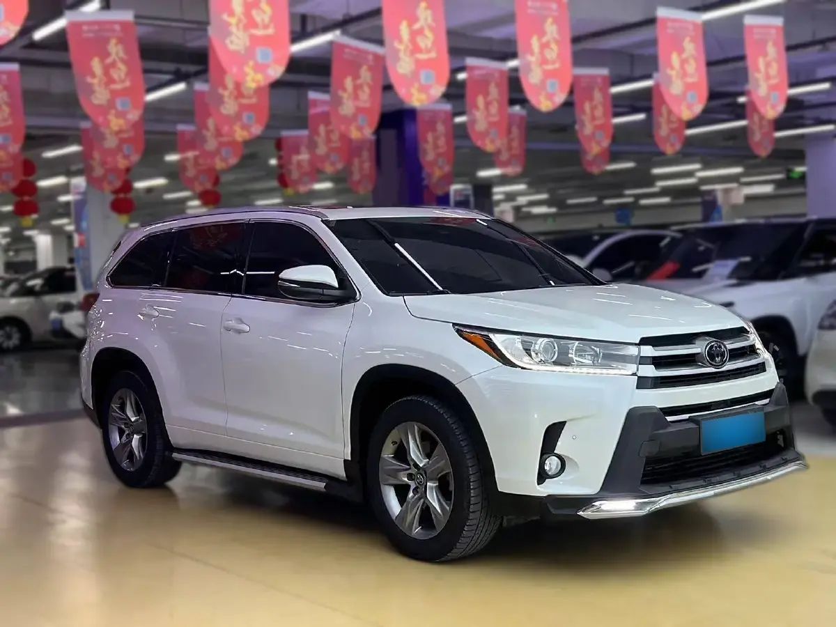 2018 Toyota Highlander 2.0T 220HP L4 6AT