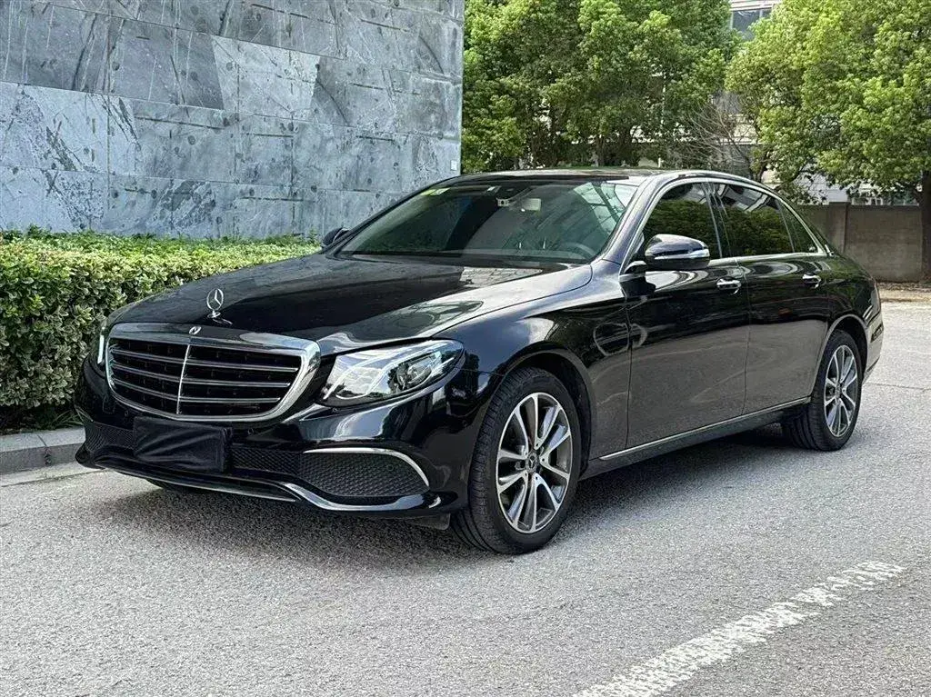 2018 Mercedes-Benz E Class 2.0T 245HP L4 9AT