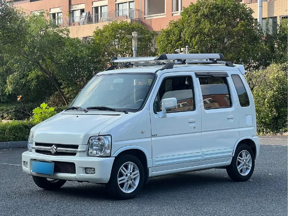 2015 Suzuki Wagon R 1.4L 97HP L4 5MT