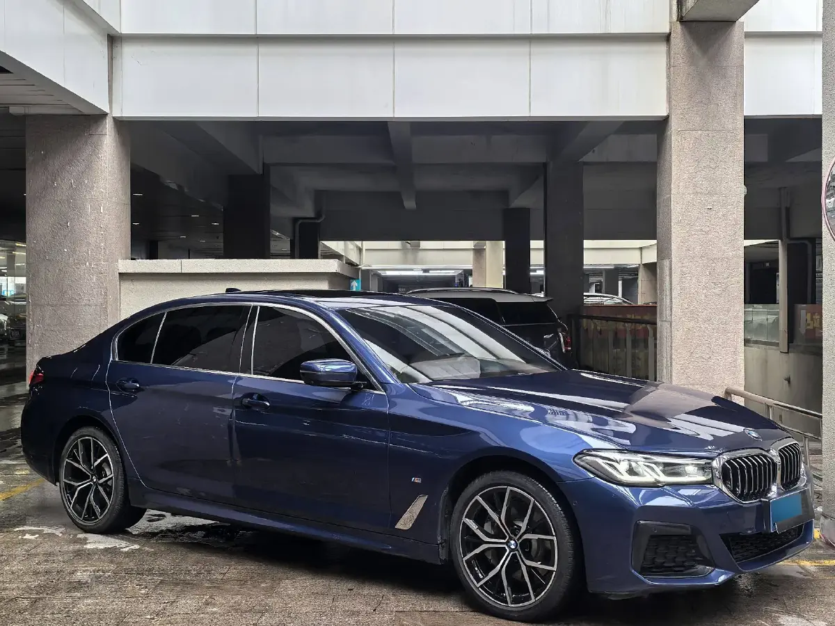 2021 BMW 5 Series 2.0T 252HP L4 8AT