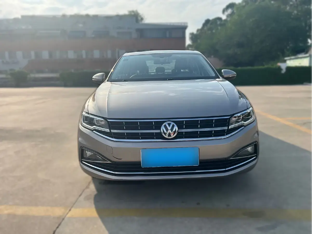 2020 Volkswagen Bora 1.5L 113HP L4 6AT
