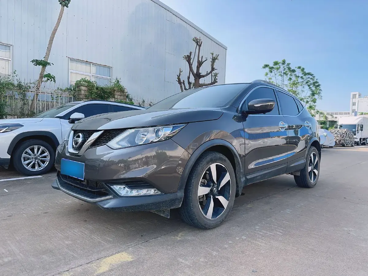 2017 Nissan Qashqai 2.0L 150HP L4 CVT