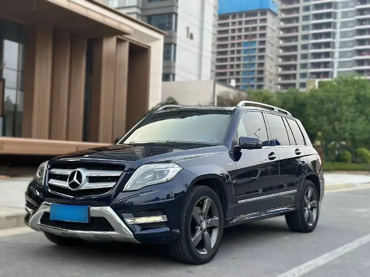 2015 Mercedes-Benz GLK Class 2.0T 211HP L4 7AT