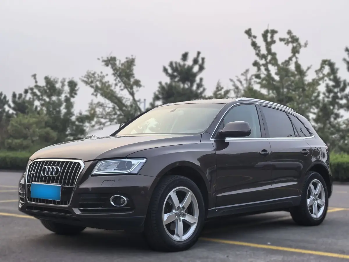 2013 Audi Q5 2.0T 211HP L4 8AT