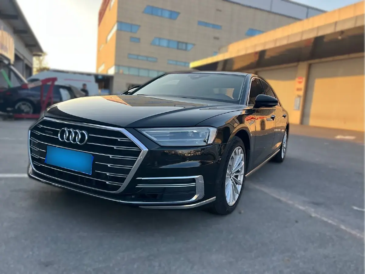 2018 Audi A8 3.0T 340HP V6 8AT