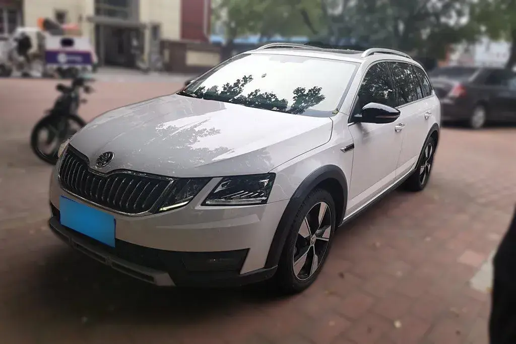 2018 Skoda Octavia 1.4T 150HP L4 7DCT