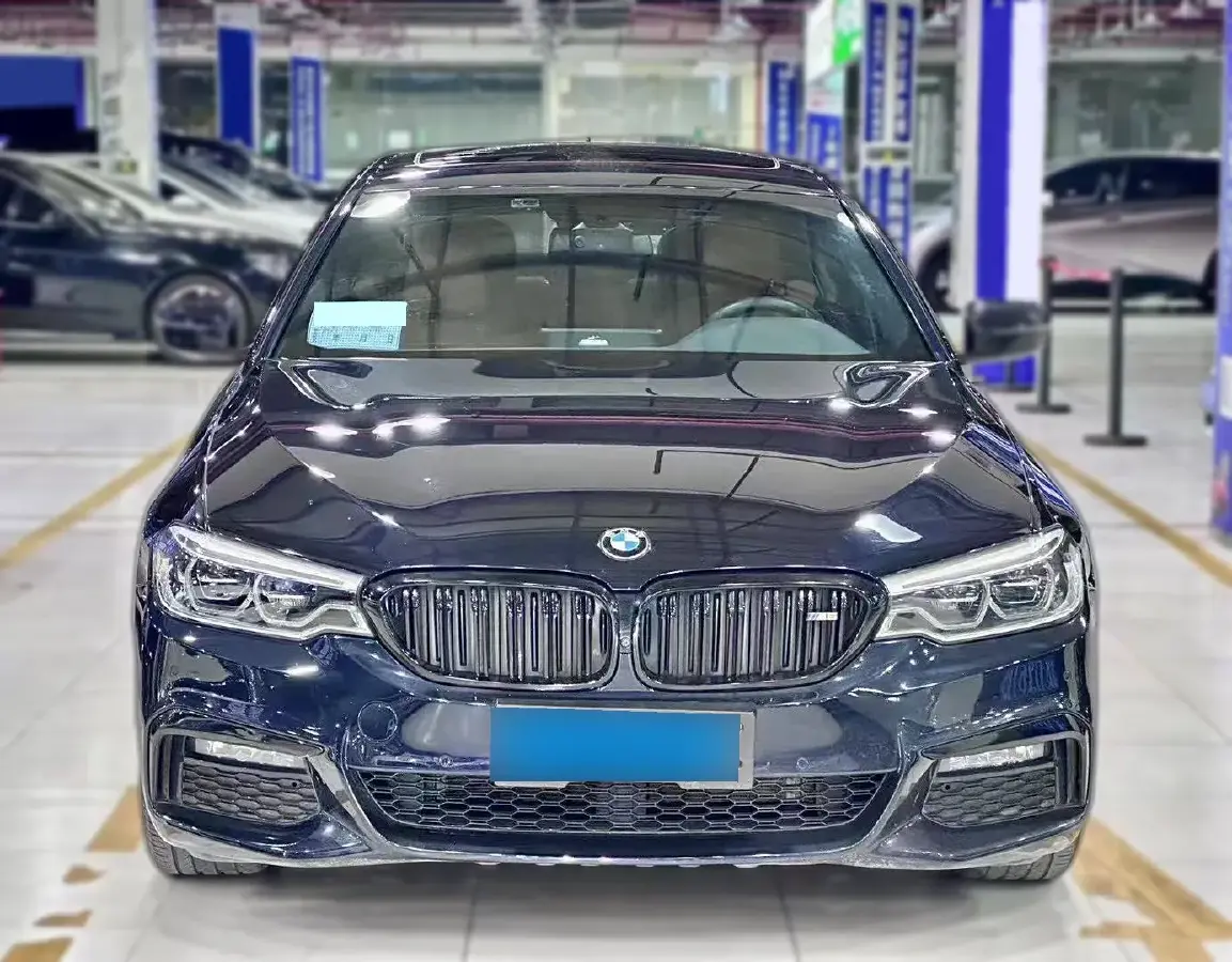 2019 BMW 5 Series 2.0T 252HP L4 8AT