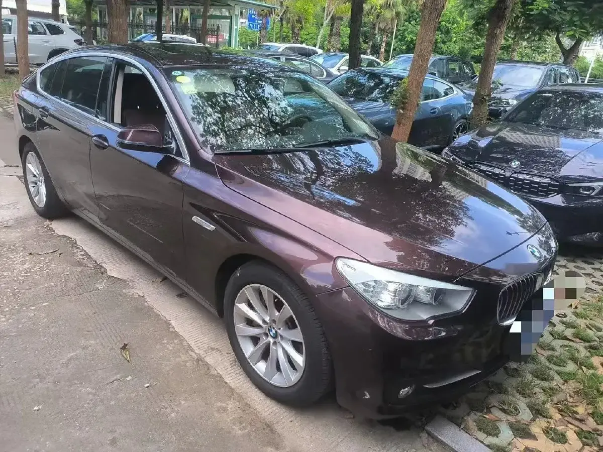 2014 BMW 5 Series GT 2.0T 245HP L4 8AT