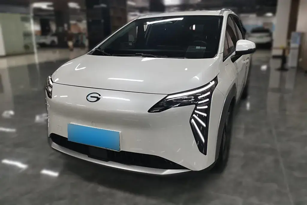 2023 Aion Y BEV 61.7KWH