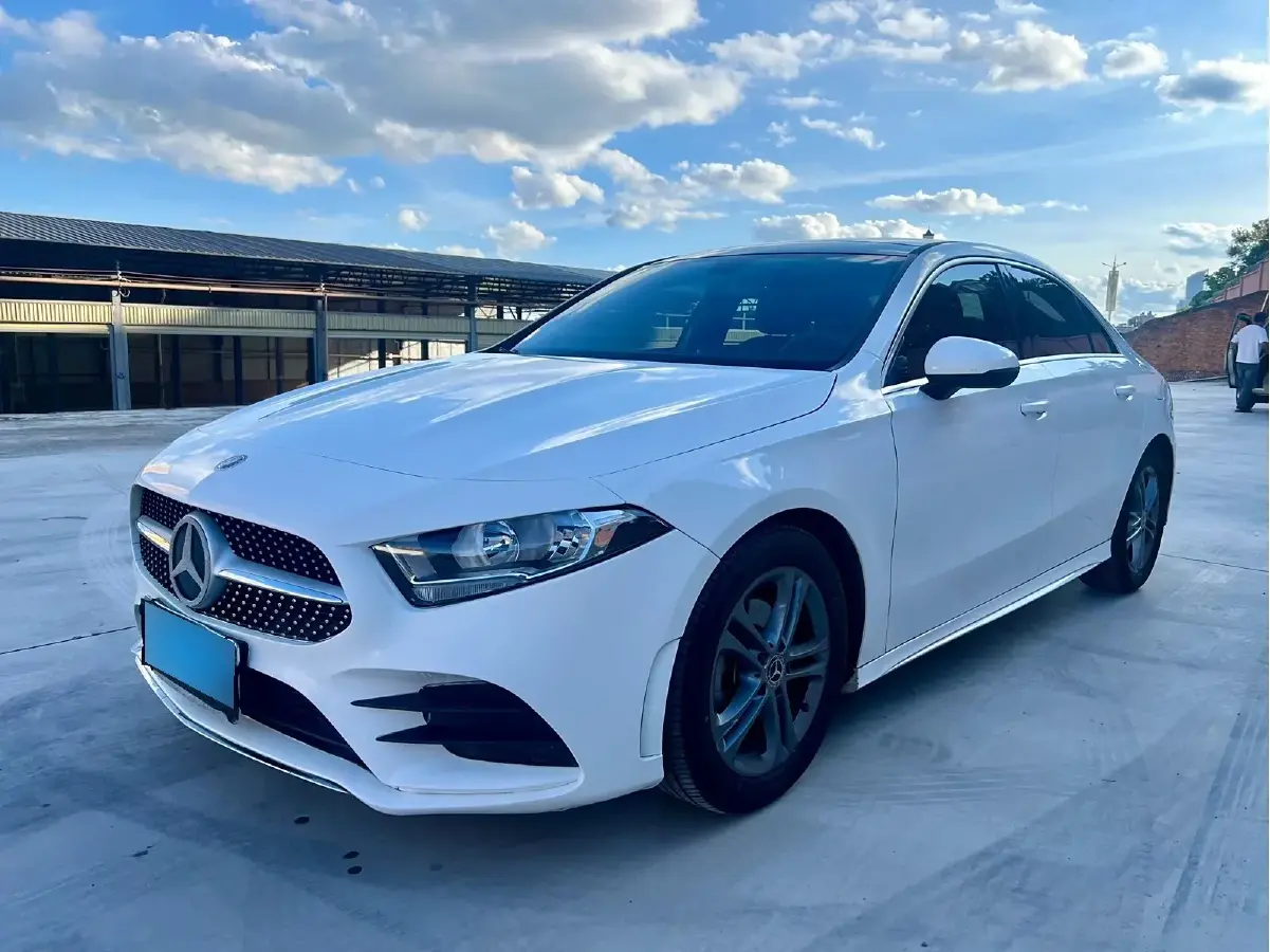 2022 Mercedes-Benz A Class 1.3T 136HP L4 7DCT