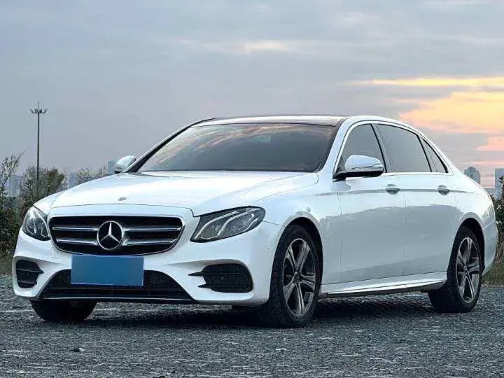 2018 Mercedes-Benz E Class 2.0T 184HP L4 9AT