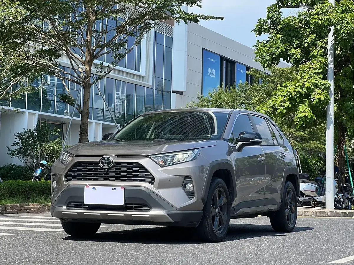 2022 Toyota RAV4 2.0L 171HP L4 CVT