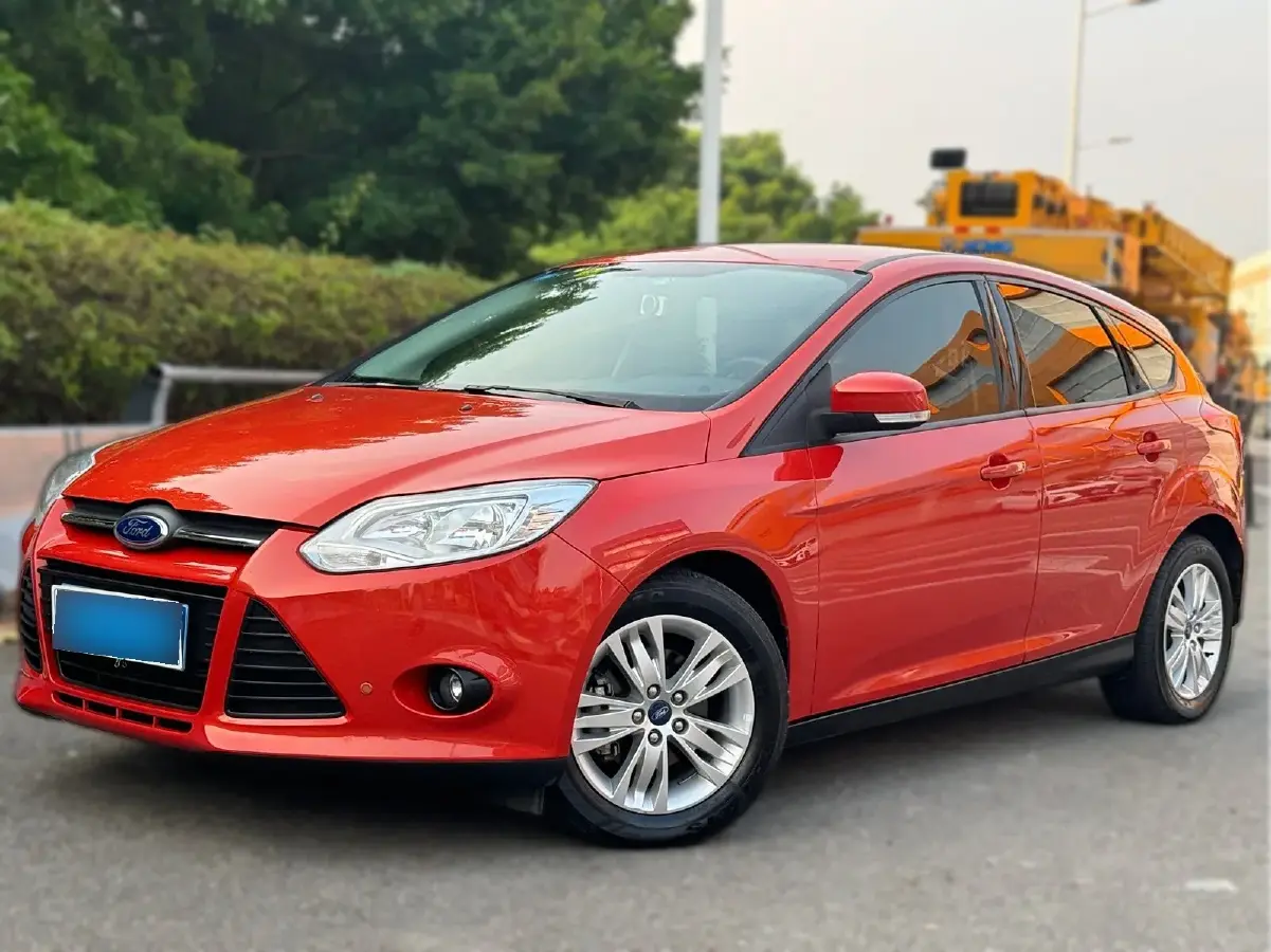 2012 Ford Focus 1.6L 125HP L4 6DCT