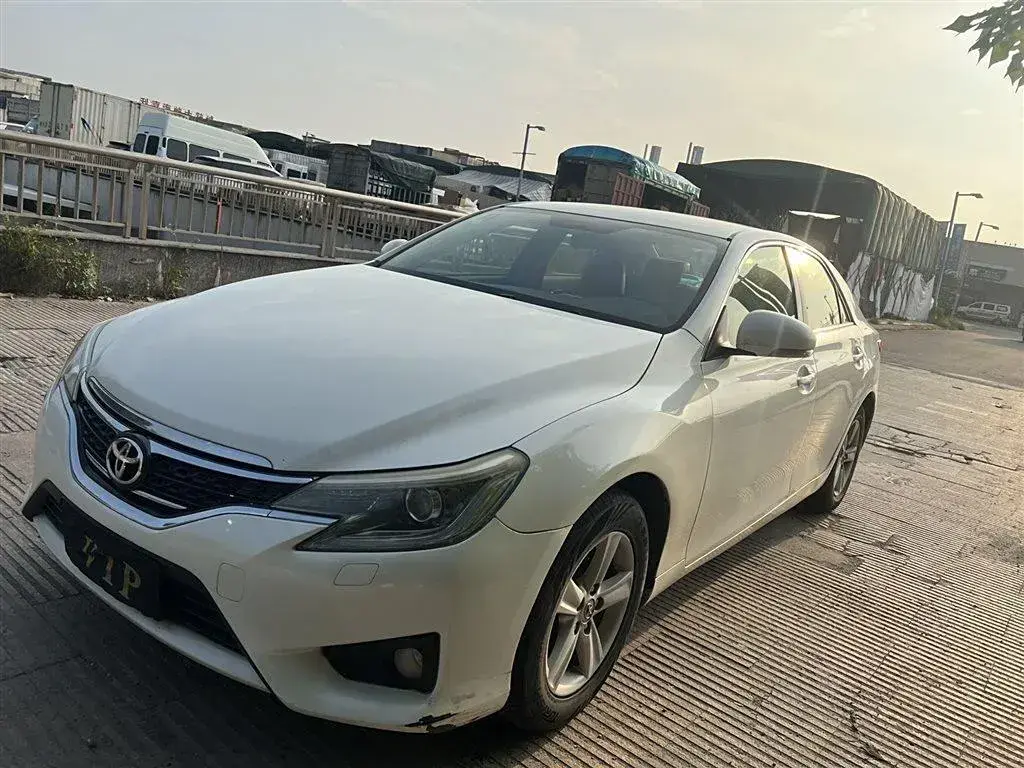 2013 Toyota Reiz 2.5L 193HP V6 6AT