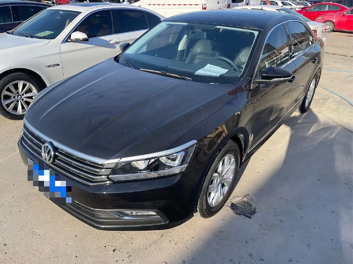 2017 Volkswagen Passat 1.4T 150HP L4 7DCT