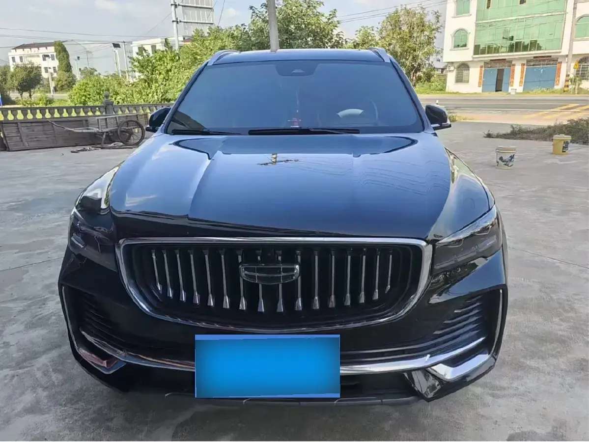 2023 Geely Monjaro 2.0T 238HP L4 8AT